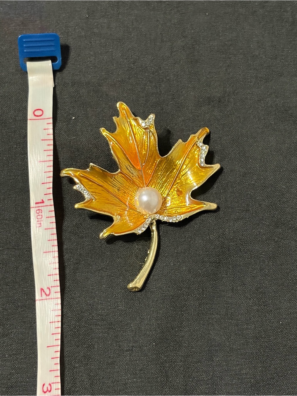 Golden Maple Leaf Brooch with Pearl Accent - Picture 5 of 6